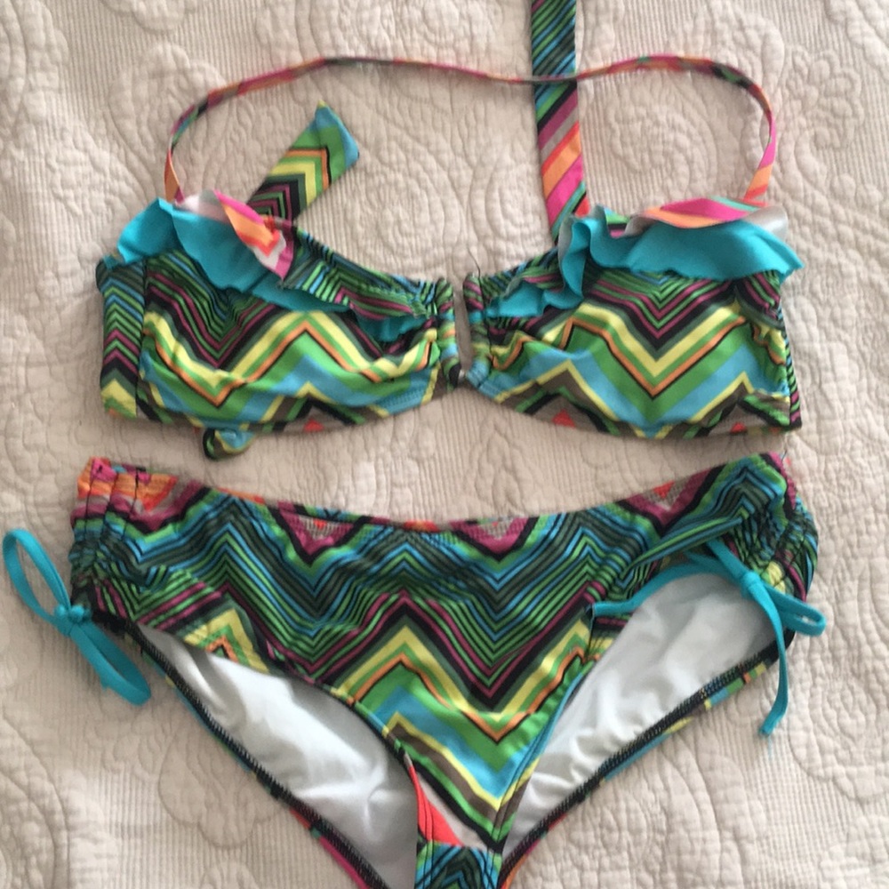 Ella Moss two piece swimsuit sz large